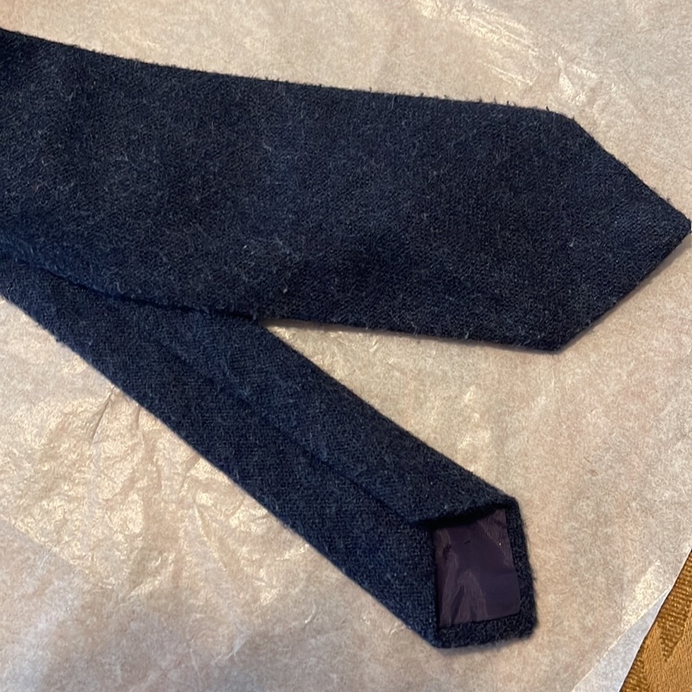 Used tie - Picture 7 of 8